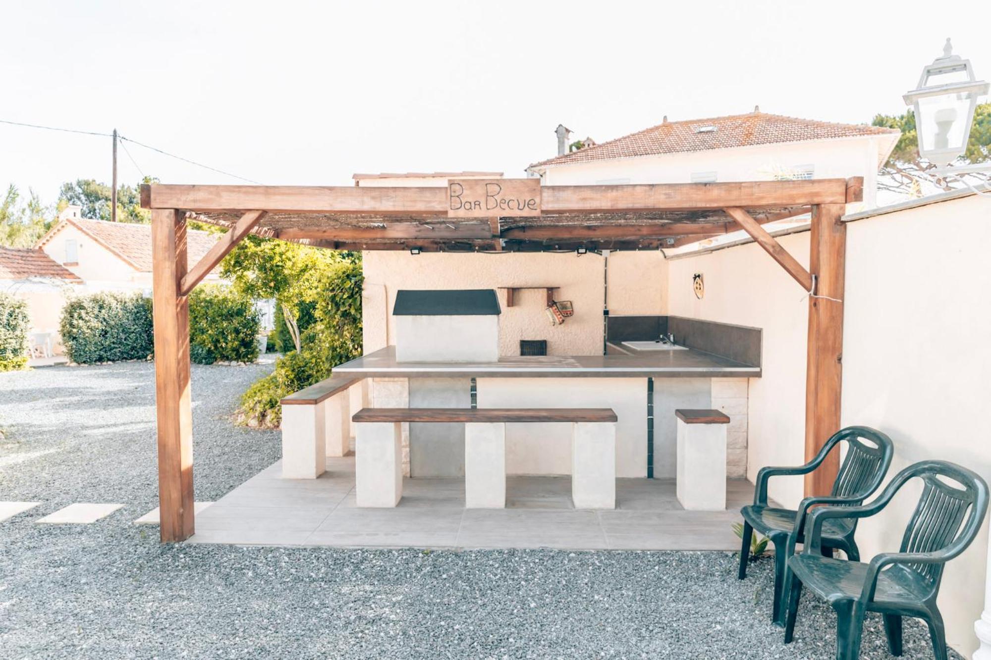 Reve D'Azur, 2 Chambres, Maison Julia En Bord De Mer A La Nartelle, Piscine Partagee, Parking & Terrasse Bbq, Wifi Et Draps Inclus Plage A Pied Sainte-Maxime Exteriér fotografie