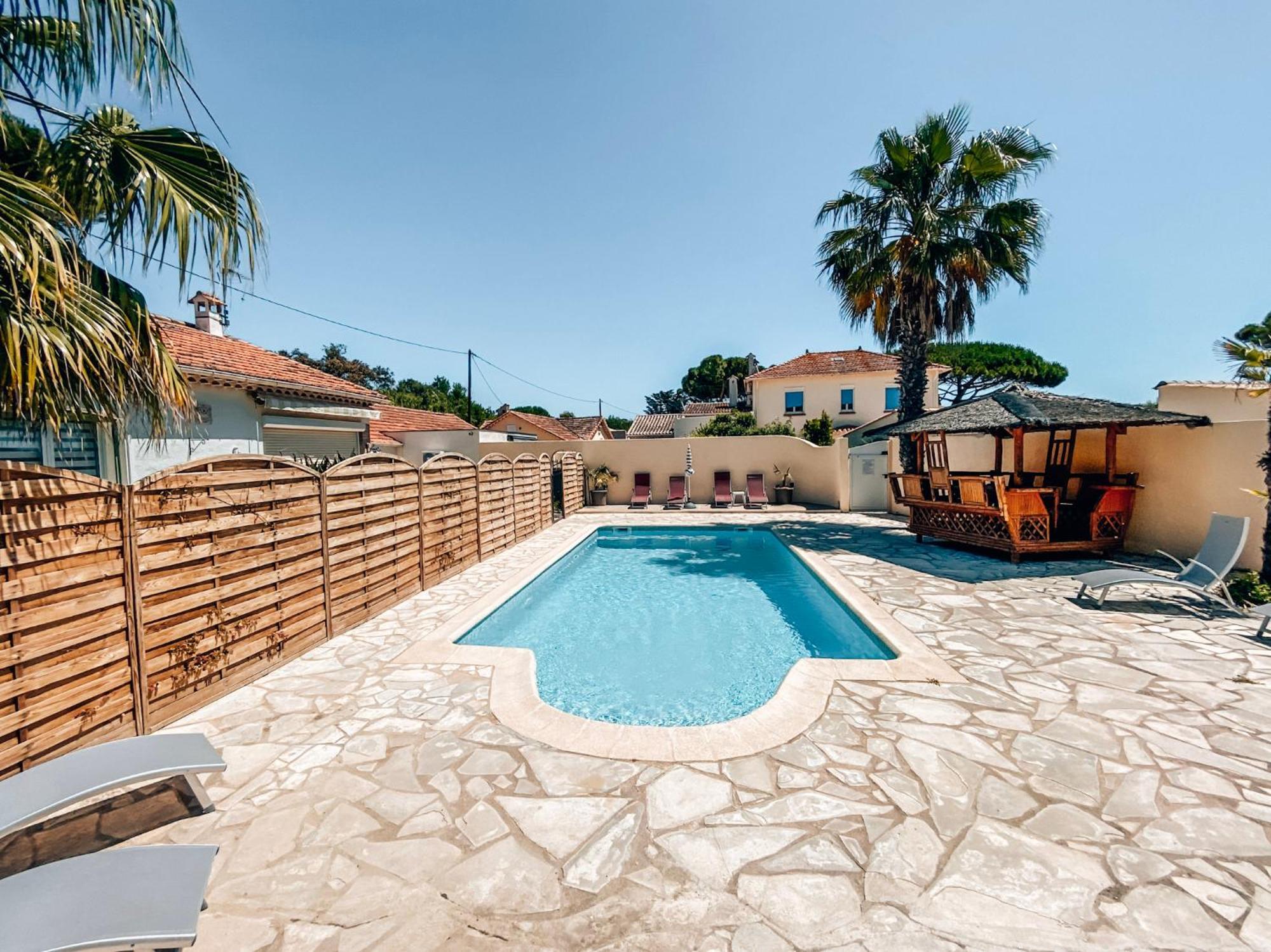 Reve D'Azur, 2 Chambres, Maison Julia En Bord De Mer A La Nartelle, Piscine Partagee, Parking & Terrasse Bbq, Wifi Et Draps Inclus Plage A Pied Sainte-Maxime Exteriér fotografie