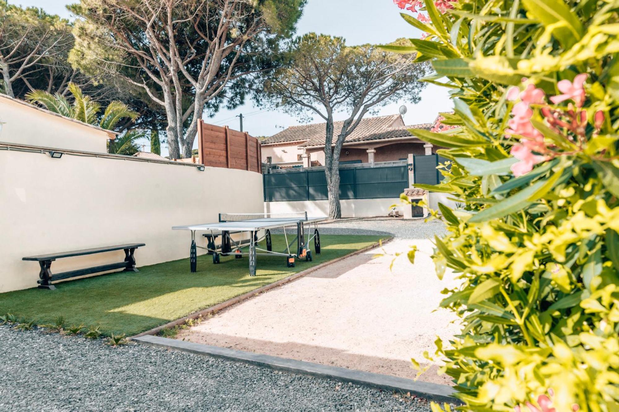 Reve D'Azur, 2 Chambres, Maison Julia En Bord De Mer A La Nartelle, Piscine Partagee, Parking & Terrasse Bbq, Wifi Et Draps Inclus Plage A Pied Sainte-Maxime Exteriér fotografie